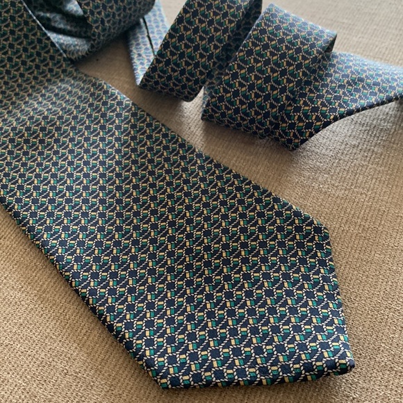 Bally (OS) - Picture 9 of 9